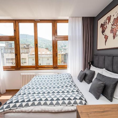 Modern And Bright Apartments - Main Street Сараево Экстерьер фото
